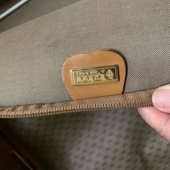 Authentic Vintage Gucci Garment Bag - Picture 6 of 16